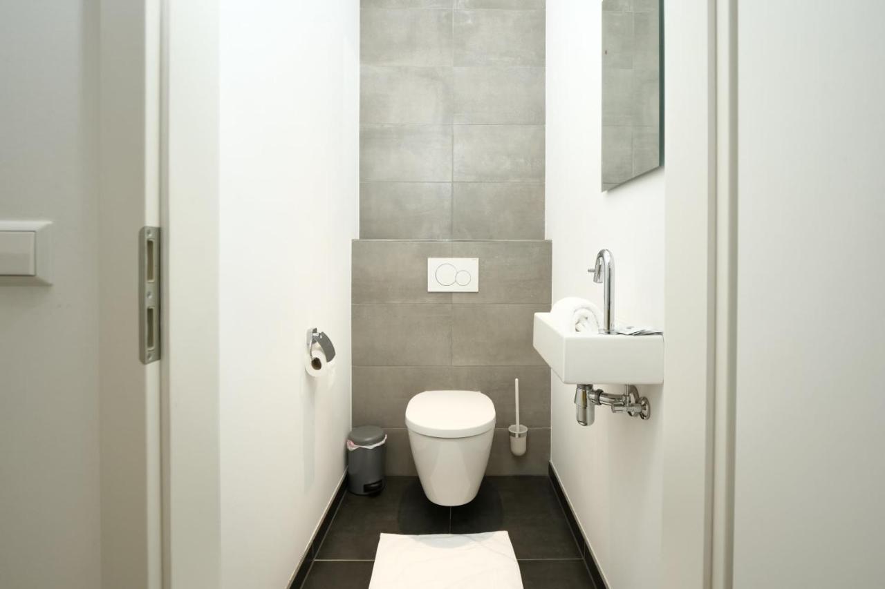 Appartement 2br Apt 100 M2 W Terrace Garden, Free Pkg- Id-26